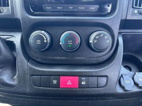 Used 2021 RAM ProMaster 1500 image 17