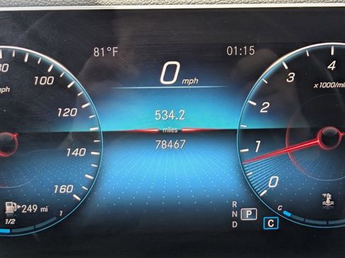 Used 2020 Mercedes-Benz GLE 350 4MATIC w/ Premium Package image 11