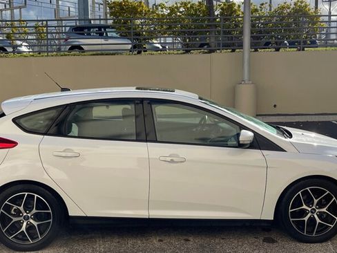 Used 2018 Ford Focus SEL FWD image 8