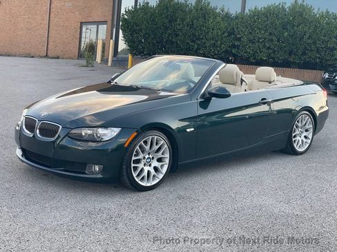 Used 2007 BMW 328i Convertible RWD image 9