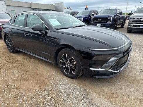 Used 2025 Hyundai Sonata SEL FWD image 7