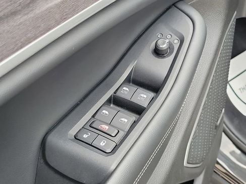 Used 2022 Jeep Grand Cherokee L Limited AWD/4WD image 20