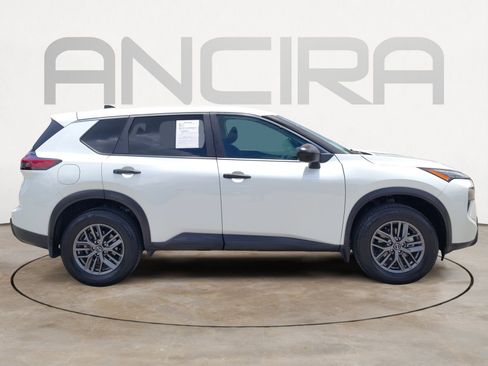 Certified 2024 Nissan Rogue S FWD image 15