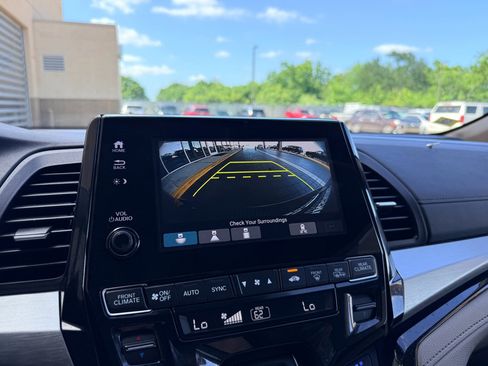 Used 2019 Honda Odyssey Elite image 23