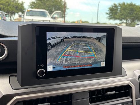 Used 2026 Toyota 4Runner SR5 RWD image 10