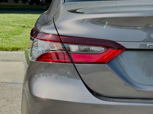 Used 2023 Toyota Camry LE FWD image 13
