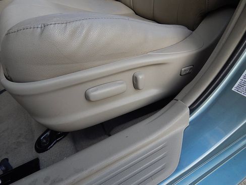 Used 2009 Toyota Camry LE image 24