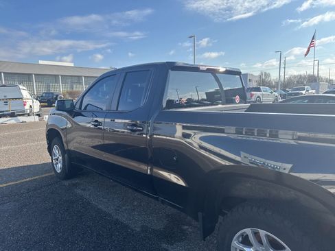 Used 2021 Chevrolet Silverado 1500 LT w/ Z71 Off-Road Package image 26