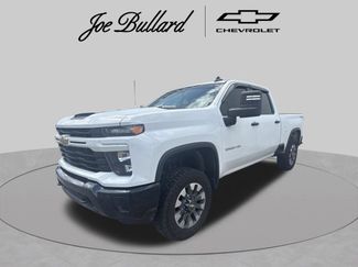 Used 2024 Chevrolet Silverado 2500 Custom w/ Custom Convenience Package AWD/4WD video 1
