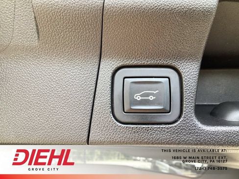 Used 2019 GMC Acadia SLE w/ Driver Alert Package I AWD/4WD image 17