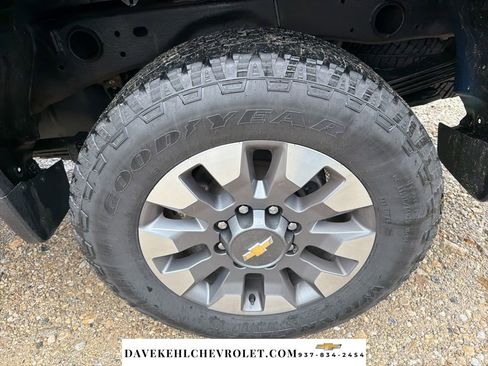 Used 2024 Chevrolet Silverado 2500 Custom w/ Custom Value Package AWD/4WD image 22
