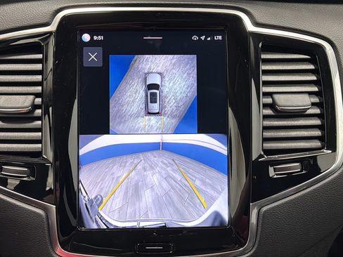 Used 2024 Volvo XC90 T8 Ultimate w/ Protection Package Premier AWD/4WD image 14