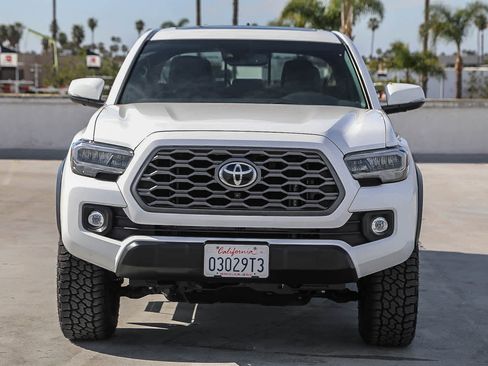 Certified 2023 Toyota Tacoma TRD Off-Road w/ TRD Premium Off Road Package image 4