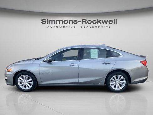 Used 2024 Chevrolet Malibu LT image 8