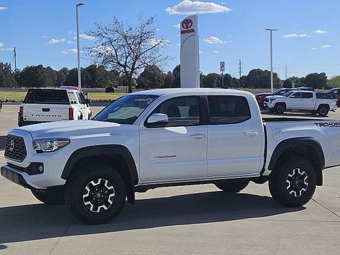 Used 2020 Chevrolet Silverado 1500 LT w/ All-Star Edition AWD/4WD image 21
