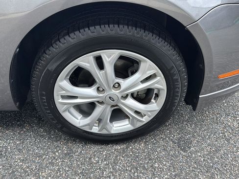 Used 2012 Ford Fusion SE image 32