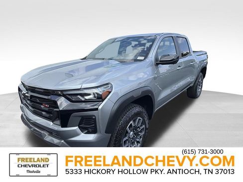 Used 2023 Chevrolet Colorado Z71 w/ Z71 Convenience Package 2 AWD/4WD image 5