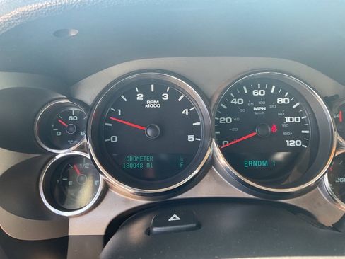 Used 2010 Chevrolet Silverado 3500 LT AWD/4WD image 17