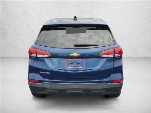 Used 2023 Chevrolet Equinox LS w/ LS Convenience Package FWD image 6
