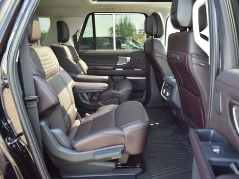 New 2026 Ford Expedition Max Platinum w/ Platinum Ultimate Package AWD/4WD image 49