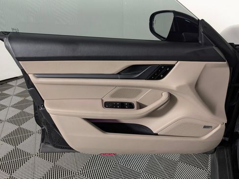 Certified 2021 Porsche Taycan RWD image 26