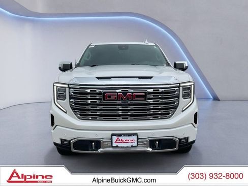 Used 2022 GMC Sierra 1500 Denali w/ Technology Package AWD/4WD image 8