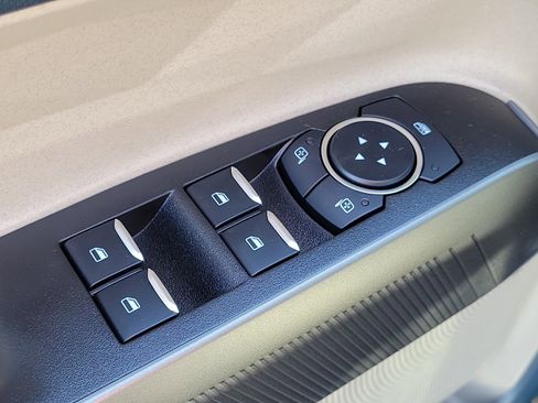 New 2025 Ford Maverick Lariat image 15