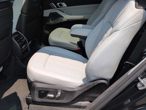 New 2027 BMW X7 xDrive40i w/ Executive Package AWD/4WD image 21