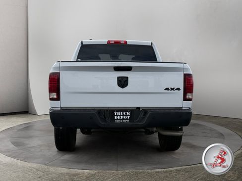 Used 2022 RAM 1500 Warlock AWD/4WD image 6