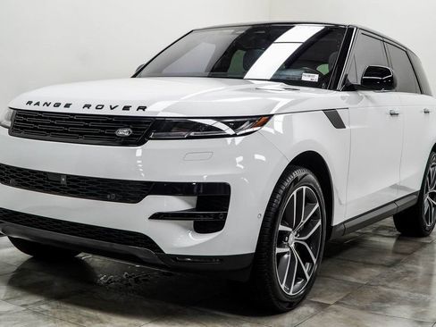 Used 2023 Land Rover Range Rover Sport SE AWD/4WD image 9