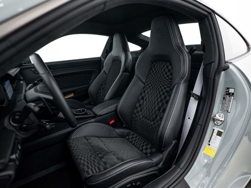 Certified 2026 Porsche 911 Turbo S AWD/4WD image 4