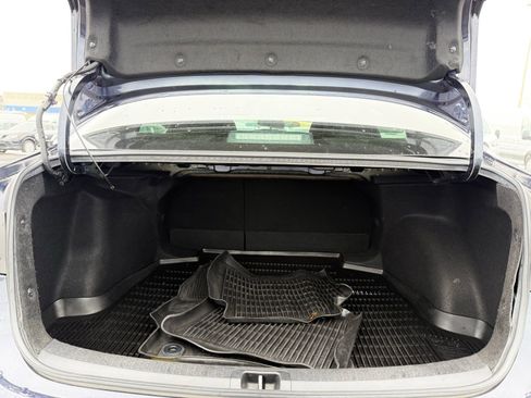 Used 2023 Toyota Corolla LE image 42