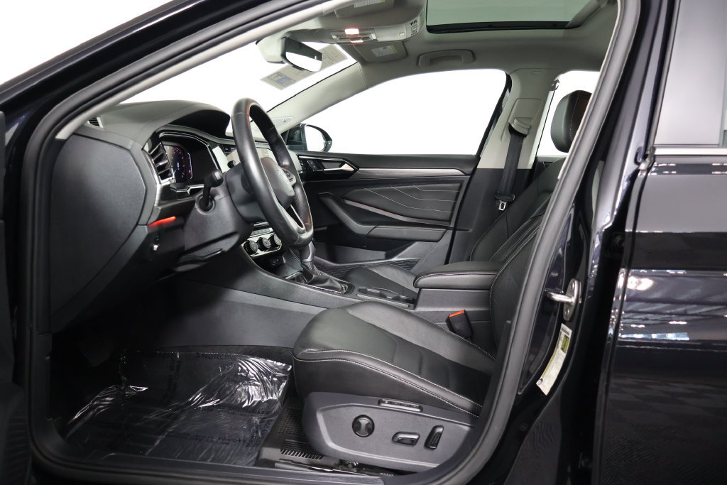 Used 2022 Volkswagen Jetta SEL FWD image 10