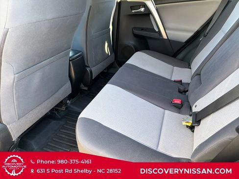 Used 2015 Toyota RAV4 XLE image 28