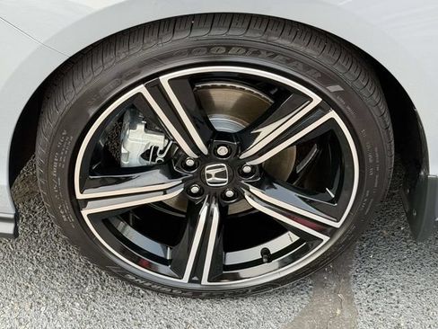 Used 2025 Honda Accord Sport image 5