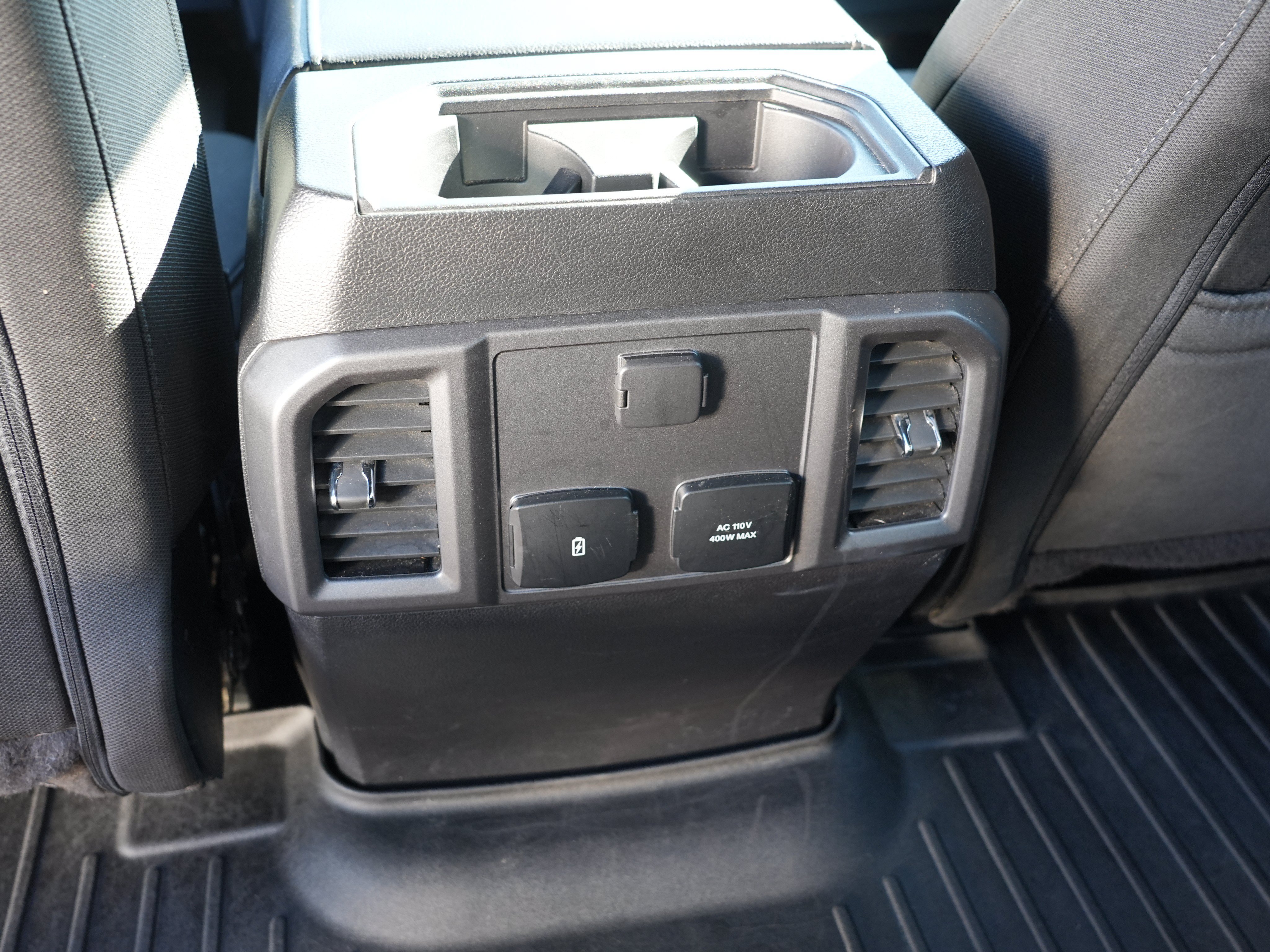 Used 2018 Ford F150 XLT w/ Equipment Group 302A Luxury AWD/4WD image 27