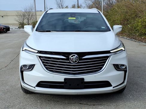 Certified 2023 Buick Enclave Essence image 32