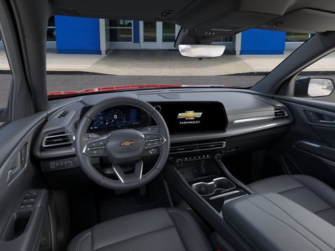 New 2026 Chevrolet Traverse LT w/ Driver Confidence Package AWD/4WD image 39