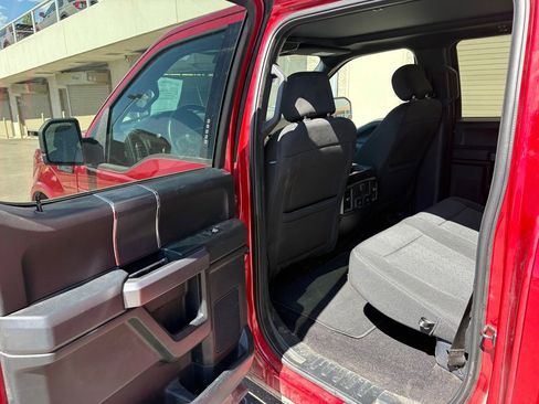 Used 2020 Ford F150 XLT w/ Equipment Group 302A Luxury AWD/4WD image 25