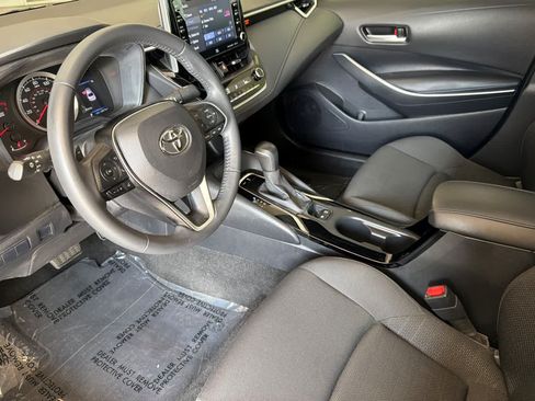 Used 2021 Toyota Corolla SE w/ SE Premium Package FWD image 11