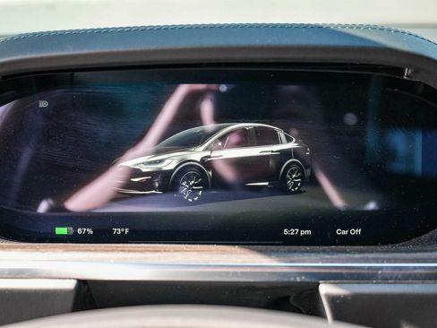 Used 2023 Tesla Model X AWD/4WD image 21