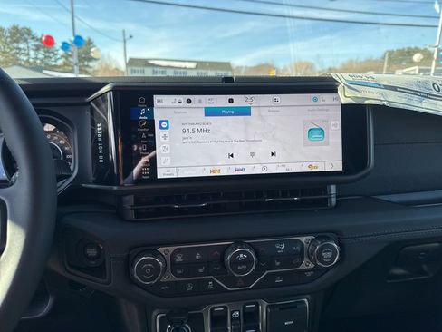 New 2026 Jeep Wrangler Unlimited Rubicon w/ Technology Group image 12