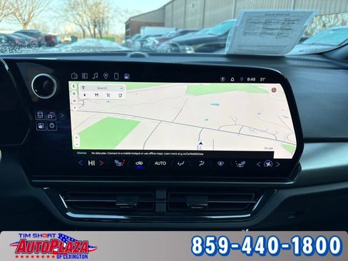 Used 2025 Chevrolet Equinox EV RS FWD image 40