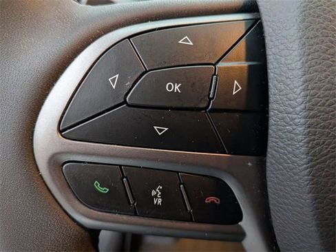 Certified 2022 Jeep Cherokee Latitude Lux image 18