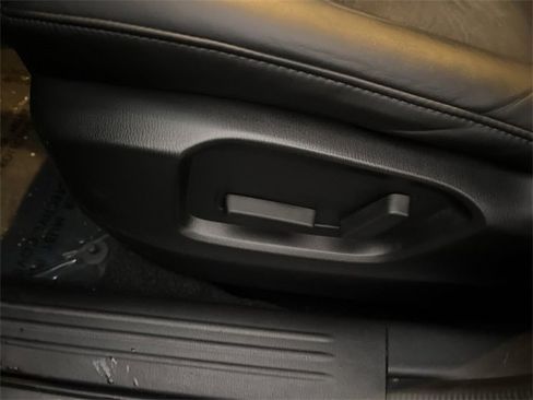 Used 2019 MAZDA CX-5 Touring image 12