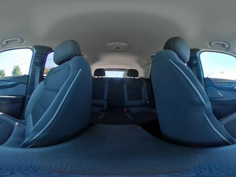 Used 2025 Chevrolet TrailBlazer LT FWD image 41
