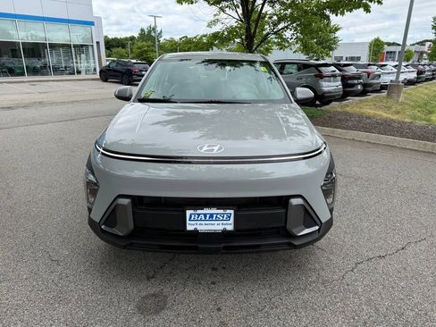 Used 2024 Hyundai Kona SE AWD/4WD image 8