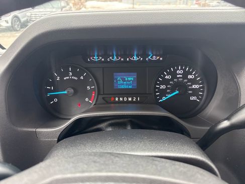 Used 2022 Ford E-450 and Econoline 450 Super Duty image 27