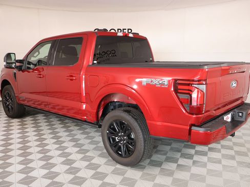 Used 2025 Ford F150 Platinum w/ FX4 Off-Road Package AWD/4WD image 24