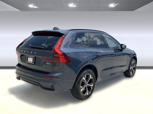 Used 2026 Volvo XC60 B5 Core image 9
